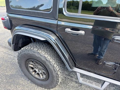 Used 2023 Jeep Wrangler Unlimited Rubicon 392 w/ Xtreme Recon 35" Tire Package AWD/4WD image 12