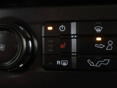 Used 2018 Ford F150 XLT w/ Equipment Group 302A Luxury AWD/4WD image 43