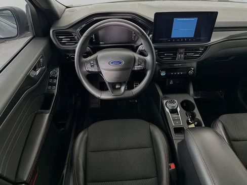 Used 2023 Ford Escape ST-Line w/ Tech Pack #1 FWD image 10