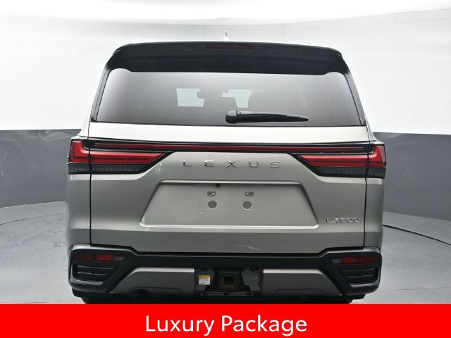 Used 2023 Lexus LX 600 4WD w/ Luxury Package image 5