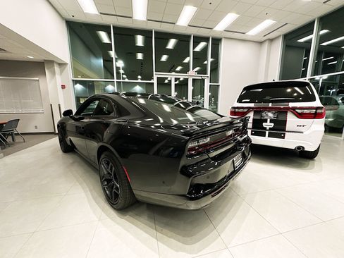New 2026 Dodge Charger Scat Pack w/ Blacktop Package AWD/4WD image 5