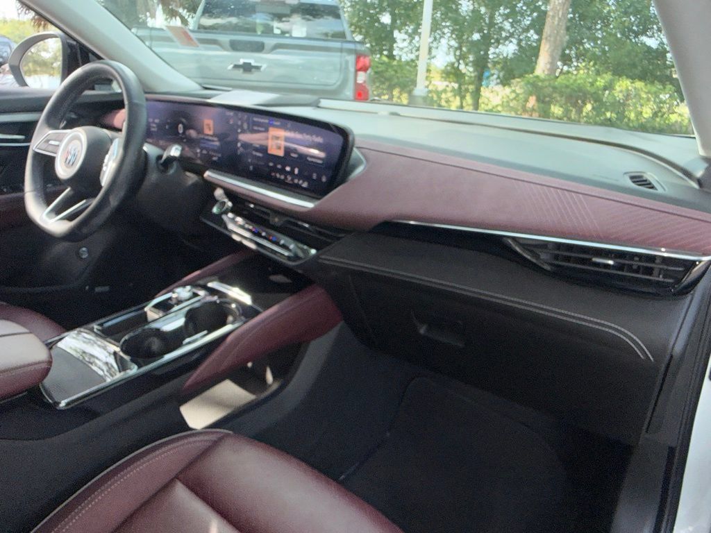 Used 2024 Buick Envision Sport Touring AWD/4WD image 59