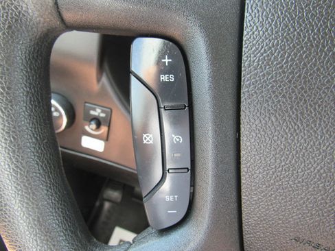 Used 2021 GMC Savana 3500 Extended w/ Power Convenience Package RWD image 30