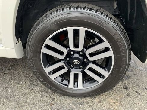 Certified 2023 Toyota 4Runner Limited image 37