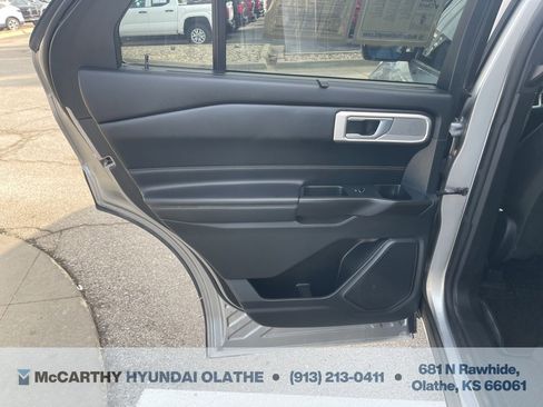 Used 2020 Ford Explorer Limited image 31