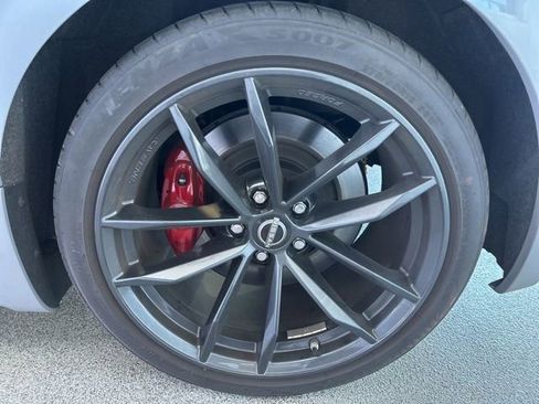 Used 2024 Nissan Z Performance w/ Floor Mat Package image 13