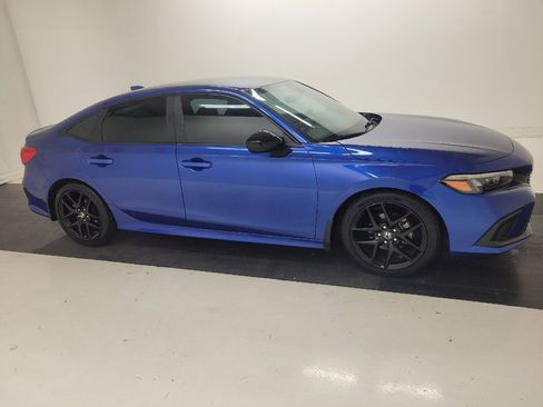 Used 2022 Honda Civic Sport image 11