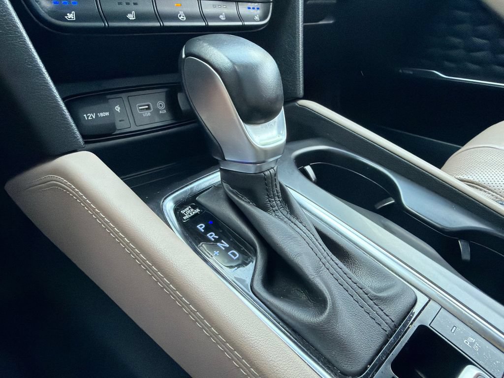Used 2020 Hyundai Santa Fe Limited FWD image 32