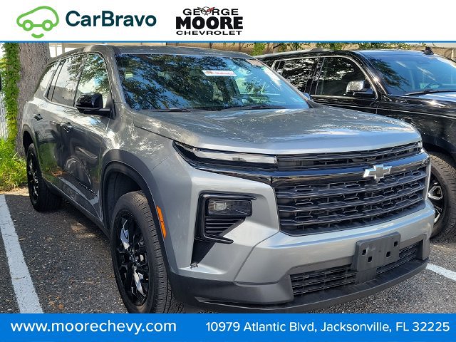 Used 2024 Chevrolet Traverse LS w/ Midnight/Sport Edition FWD image 2