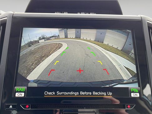 Used 2023 Subaru Forester Limited w/ Popular Package #2 image 17