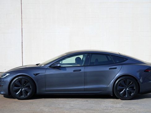 Used 2022 Tesla Model S AWD/4WD image 54