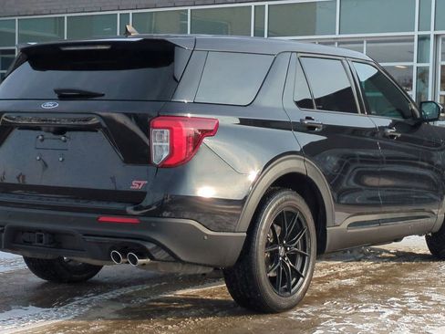 Used 2021 Ford Explorer ST w/ Premium Technology Package image 7