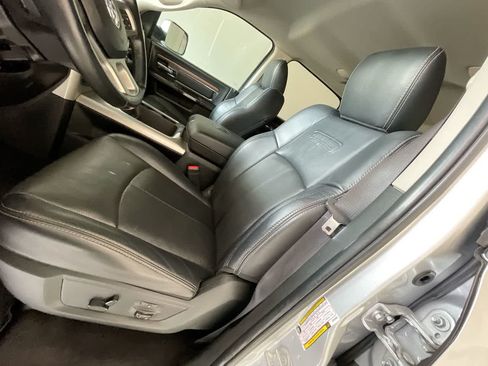 Used 2018 RAM 2500 Laramie AWD/4WD image 11