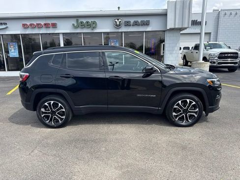 Certified 2023 Jeep Compass Limited AWD/4WD image 8