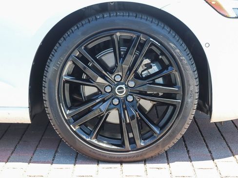 Used 2024 Volvo S60 B5 Plus w/ Climate Package AWD/4WD image 11