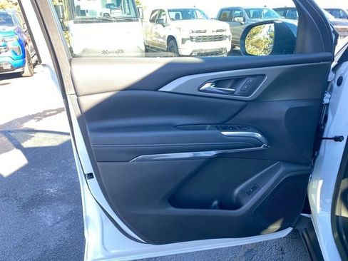 New 2026 Chevrolet Traverse LT w/ Midnight/Sport Edition image 11