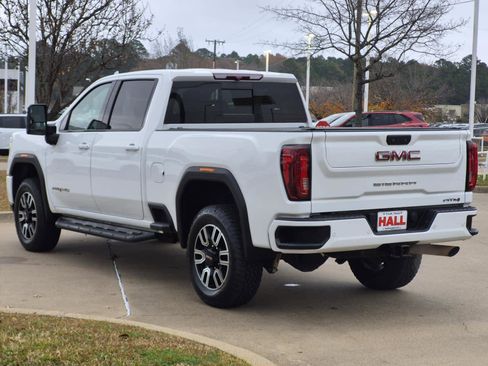 Used 2022 GMC Sierra 2500 AT4 w/ AT4 Preferred Package image 4