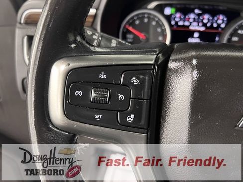 Used 2021 Chevrolet Suburban Premier w/ Premium Package image 60