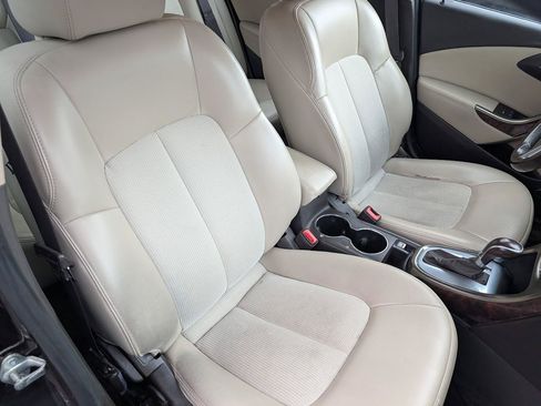 Used 2014 Buick Verano FWD image 14