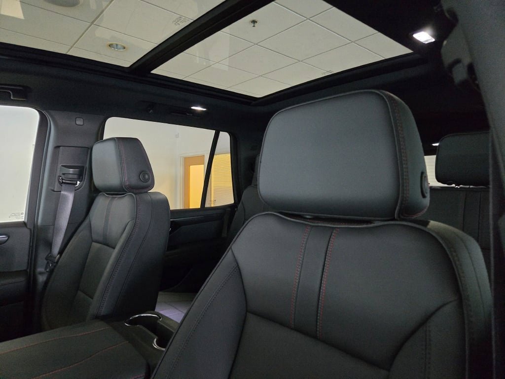 New 2026 Chevrolet Tahoe RST w/ Comfort Package AWD/4WD image 26