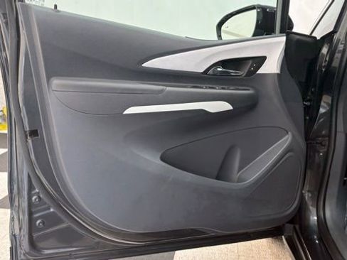 Used 2019 Chevrolet Bolt LT image 14