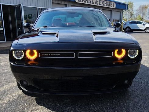 Used 2016 Dodge Challenger SXT Plus RWD image 11