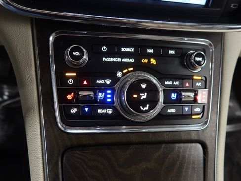 Used 2020 Lincoln Continental Reserve FWD image 35