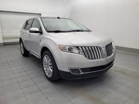 Used 2015 Lincoln MKX FWD w/ Equipment Group 102A image 13