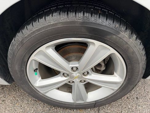 Used 2015 Chevrolet Cruze LT image 27