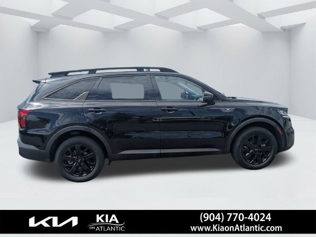 Used 2023 Kia Sorento S w/ Panoramic Sunroof Package AWD/4WD image 2