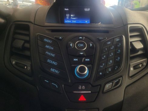 Used 2019 Ford Fiesta SE image 25