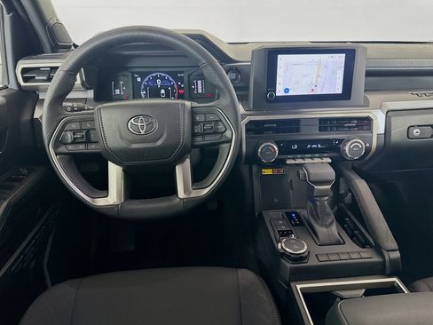 Used 2025 Toyota Tacoma SR5 image 22