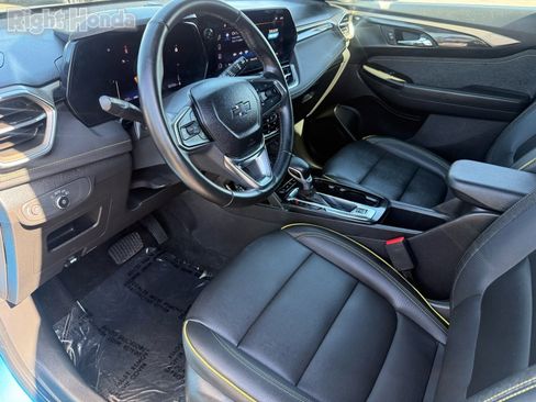 Used 2025 Chevrolet TrailBlazer ACTIV w/ Driver Confidence Package AWD/4WD image 12