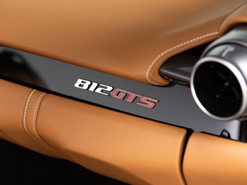 Certified 2021 Ferrari 812 GTS image 75