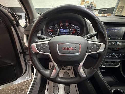 Certified 2023 GMC Terrain SLE w/ Driver Convenience Package FWD image 14