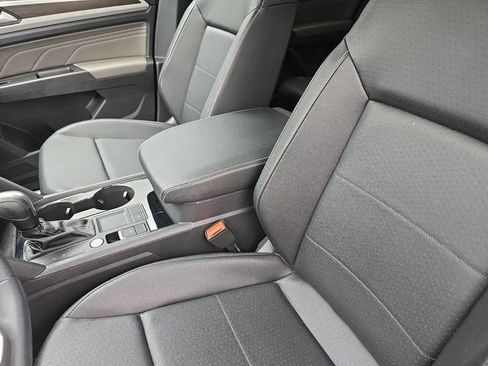 Used 2023 Volkswagen Atlas SE w/ Panoramic Sunroof Package FWD image 15