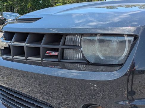 Used 2011 Chevrolet Camaro SS w/ RS Package RWD image 11