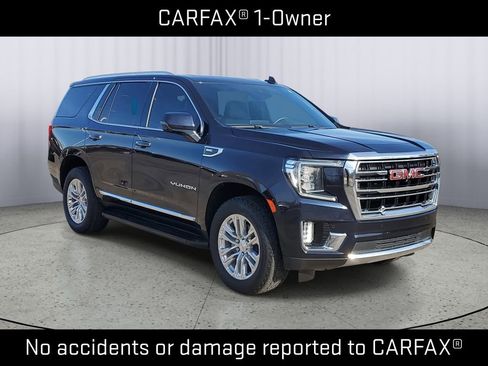 Certified 2024 GMC Yukon SLT w/ SLT Luxury Package image 2