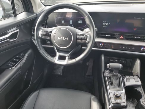 Used 2023 Kia Sportage EX FWD image 9