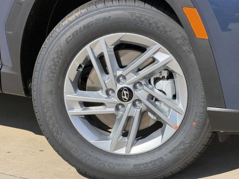 New 2026 Hyundai Tucson SE FWD image 9