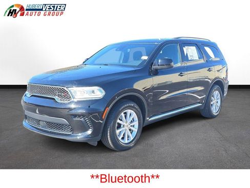 Used 2023 Dodge Durango SXT Launch Edition image 2