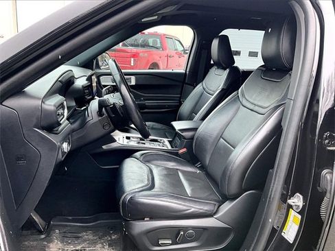 Used 2020 Ford Explorer ST image 21