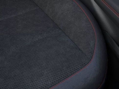 New 2025 Ford Explorer ST image 32