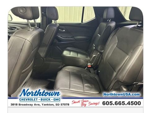 Used 2023 Chevrolet Traverse LT image 21