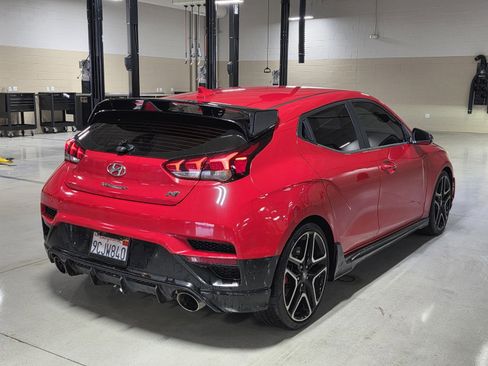 Certified 2022 Hyundai Veloster N image 7