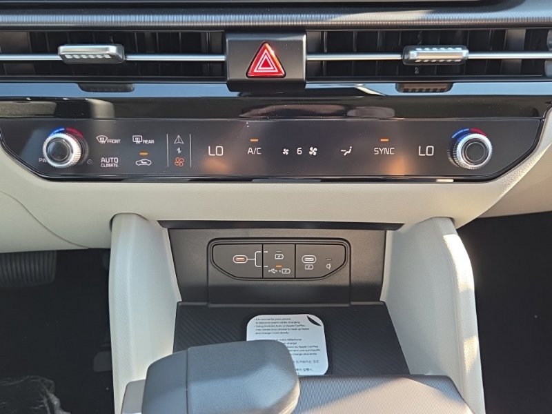 New 2026 Kia Sportage EX FWD image 35