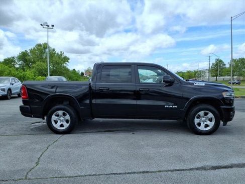 Used 2025 RAM 1500 Big Horn AWD/4WD image 16
