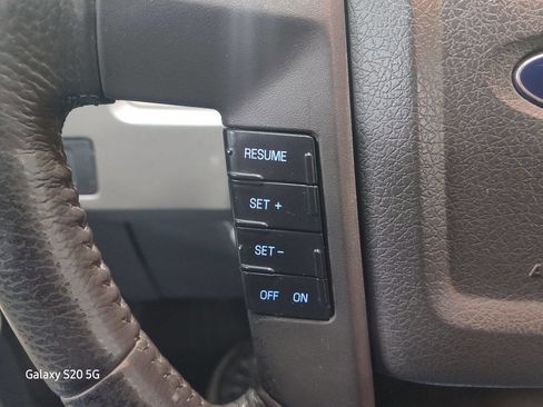 Used 2010 Ford F150 XLT image 23