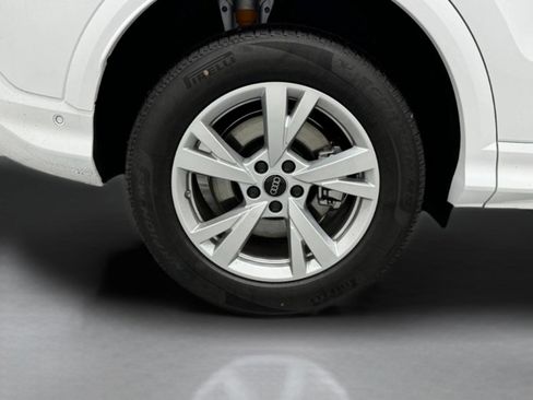 New 2025 Audi Q5 Premium image 9