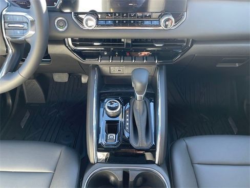 New 2026 GMC Canyon Elevation w/ Convenience Package image 11